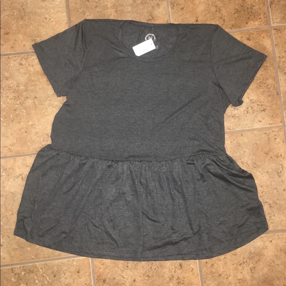 NWT Maurices 24/7 Charcoal Pleated Waist Top XL